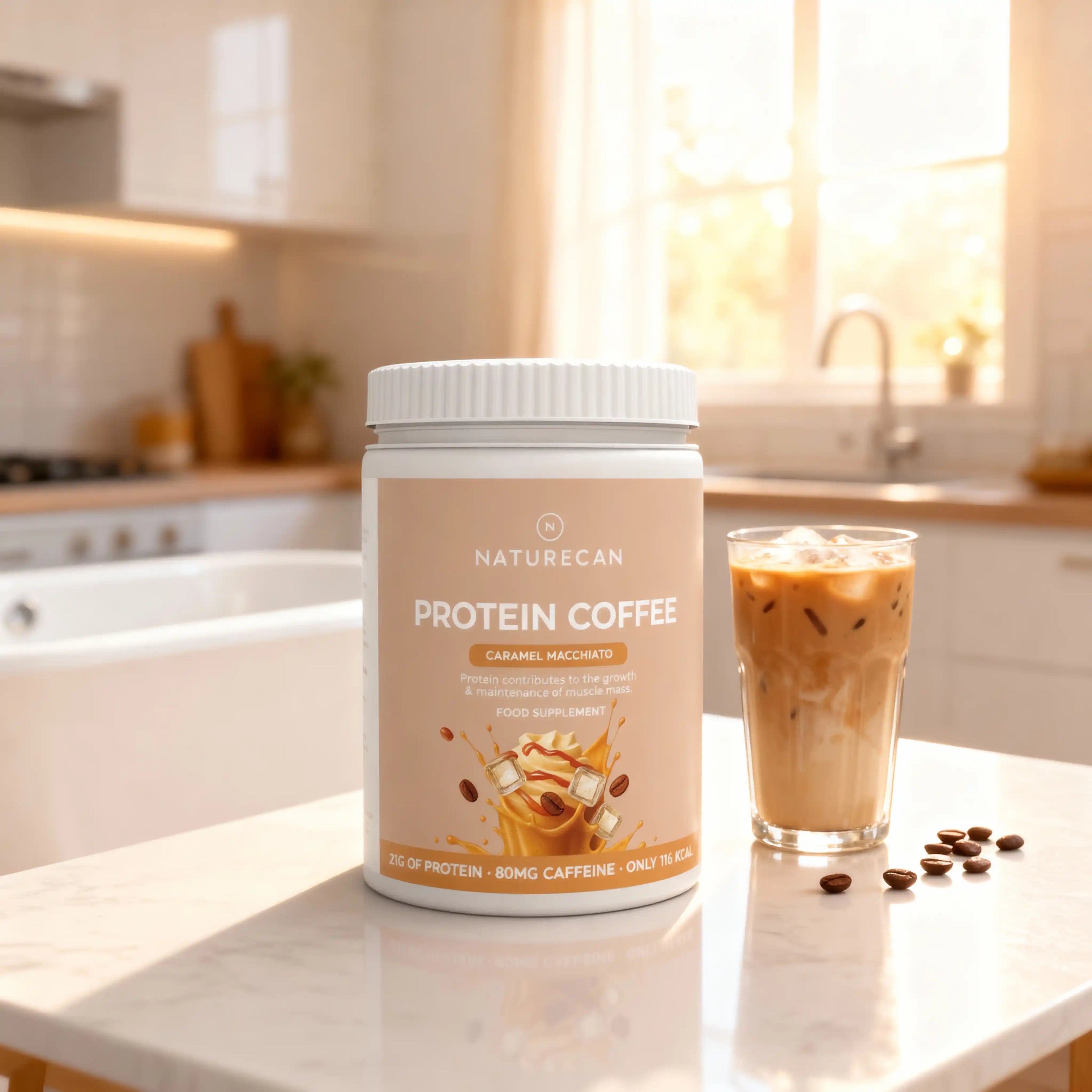 Kawa proteinowa Caramel Macchiato Naturecan – napój z lodem w kuchni, produkt proteinowy o niskiej kaloryczności
